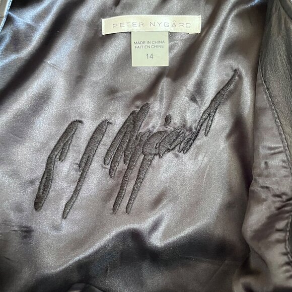 Peter Nygard Womens Black Lamb Leather Sleeveless Vest Fringe Accents Size 14 - Picture 6 of 8